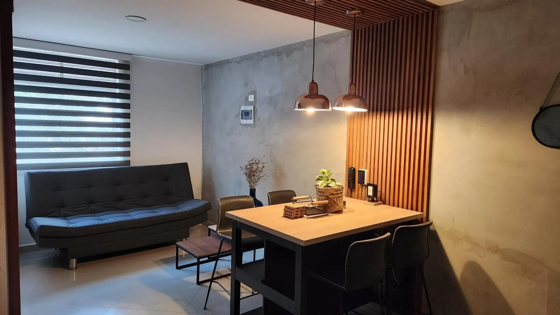 Hermoso Apartamento En Laureles*Aire Acondicionado Medellin